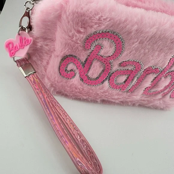 Barbie Fuzzy Pink Makeup Bag- Brand new - Picture 3 of 7